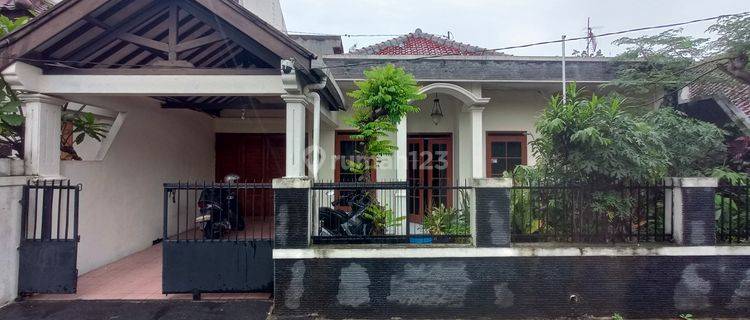 Rumah Strategis Jl. Tamansiswa Sayap Burangrang Lodaya Talagabodas 1