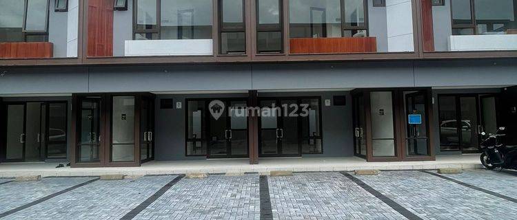 Ruko Gandeng Siap Pakai FREE DP Virginia Arcade Promenade BSD City 1