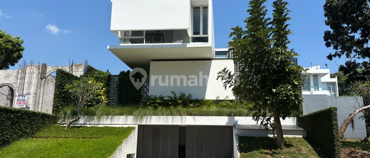 Luxury House Fully Furnished Elite Location Green Candi Residence 1