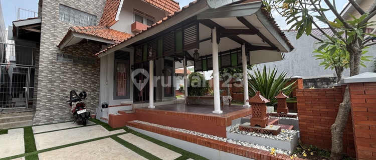 Rumah Luas Taman Rapi 3 Kt 3 Km  Furnished 1