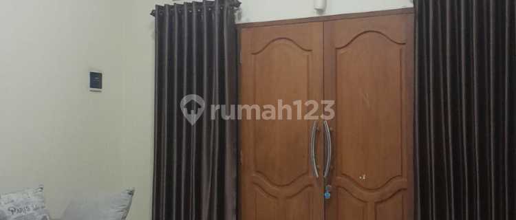 Well-Maintained Tembalang House Ready for Occupancy 1