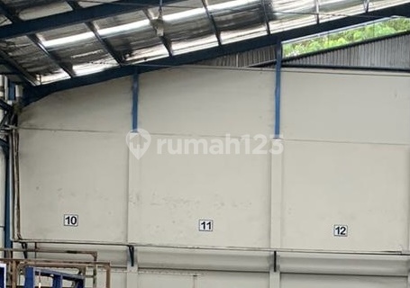 Warehouse, 3,200 m², in Gatot Subroto Industrial Area 1