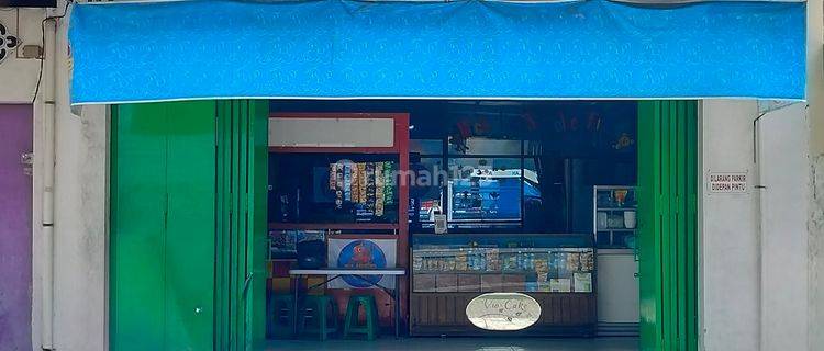 Ruang Usaha Strategis Tengah Kota Solo 1