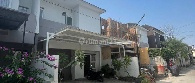 Butuh Cepat!!! Rumah 2lantai Di Kiara Sari Buah Batu 