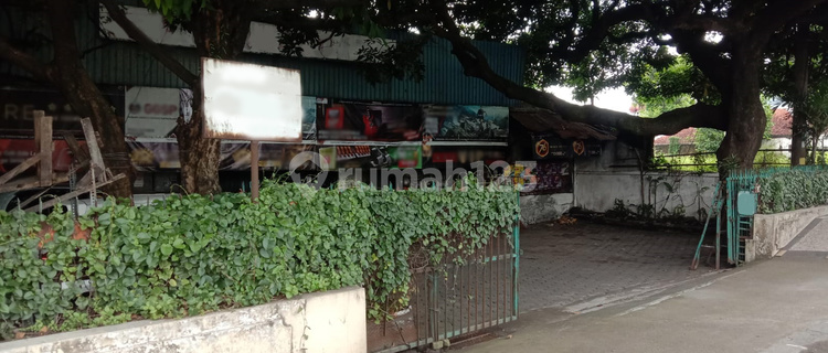 Toko Di Jl. Utama Ungaran Jl. Gatot Subroto  1