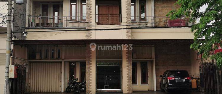 Disewakan Rumah Mewah Jl. Mayjen Sutoyo Kampung Kali Semarang 1