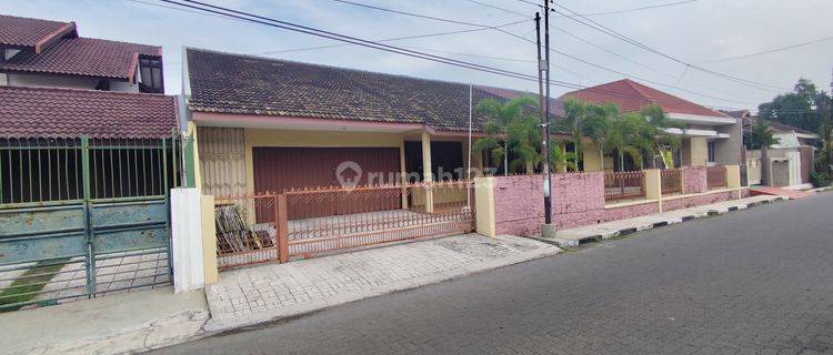 Disewakan Rumah Tengah Kota Di Jl.brotojoyo Pondokindraprasta Semarang 1