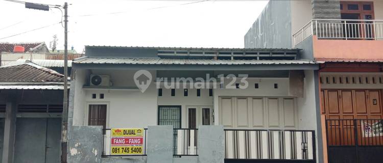 Dijual Rumah Tengah Kota Jl. Karang Wulan Barat Raya Semarang 1
