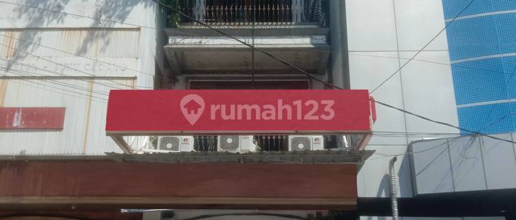 Shop House for Rent Location on Sultan Agung Street, Semarang 1