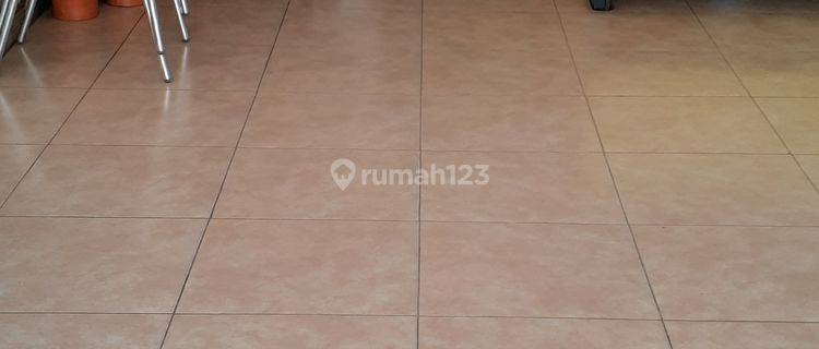 Murah,bagus,row jalan besar 1