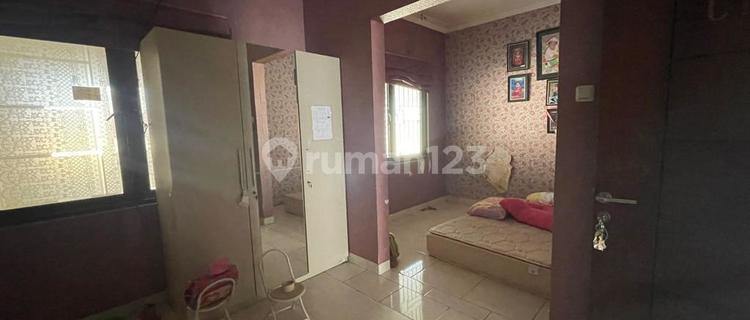 Rumah Bagus Mewah Selatan 2 Lantai 1