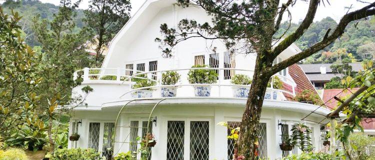 Rumah Villa Magnolia di Jl Raya Puncak Desa Ciloto Siap Huni  1