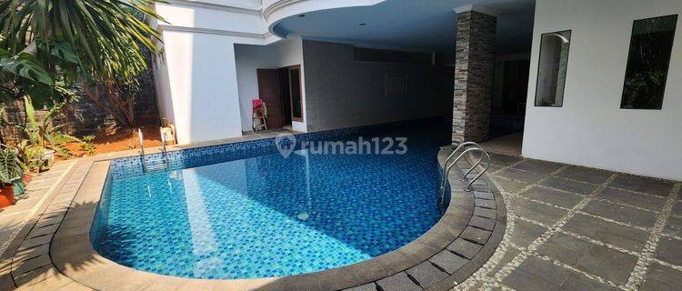 Rumah Luas + Pool Semi Furnished siap huni di Pantai Indah Kapuk (s...._kp) 1