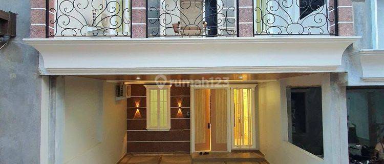 Rumah Baru 2 Lantai Siap Huni Full Furnished Di Jagakarsa 1