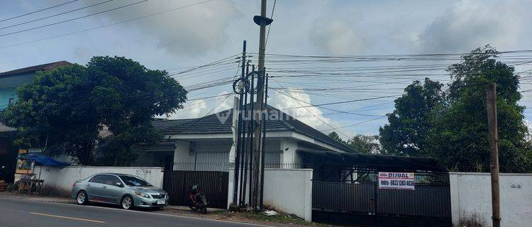 Rumah dan ruko  SHM Mainroad  Lokasi strategis 
Di sukabumi 
 1