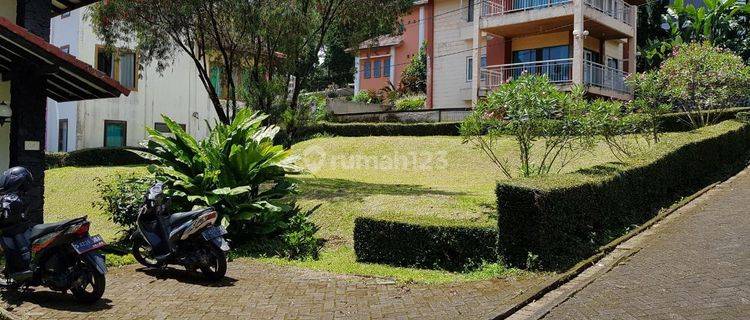 Rumah 2 Lantai Di Villa Istana Bunga Lembang SHM Bagus 1