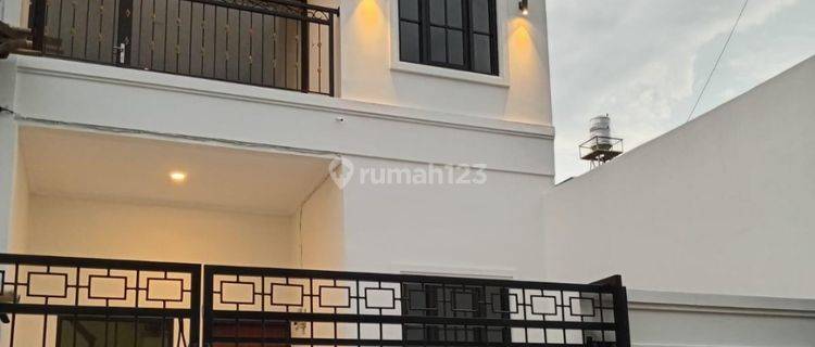 Rumah Modern di Komplek Kopo Permai Bandung 1