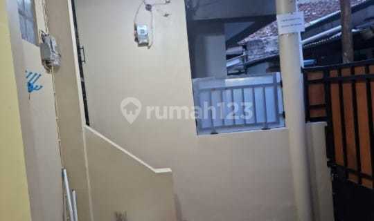 Kos Rapi Cantik 9 Kamar, Jln Kaki ke Itb Bandung 1