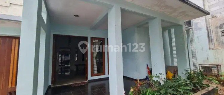 Luxurious Ready-to-Occupy House in Pancoran Pasar Minggu Raya Complex 1