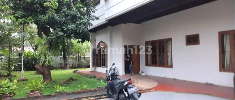 Main House Plus 8 Active Boarding Rooms in Bintaro, South Jakarta 1