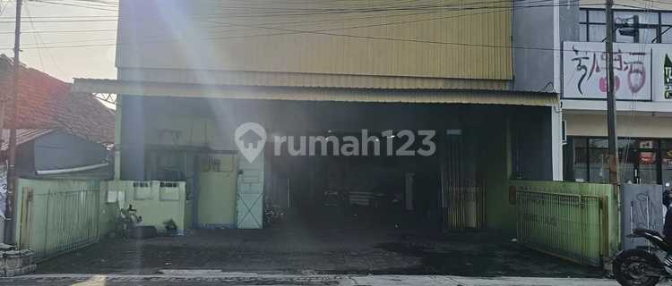shop house for sale in Cilacap 1