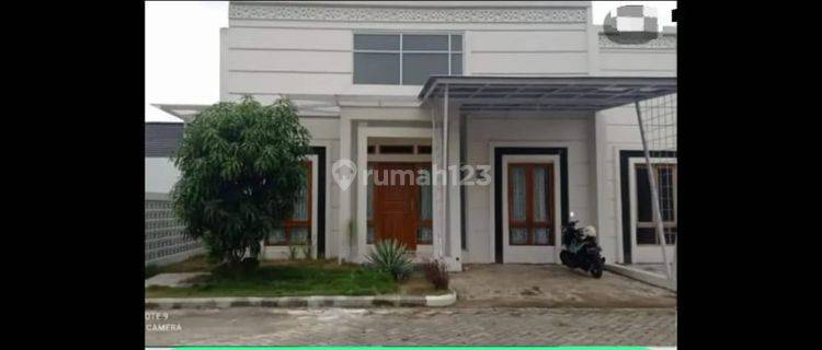 Disewakan Rumah Semi Furnish di Daerah Berkoh Purwokerto 1