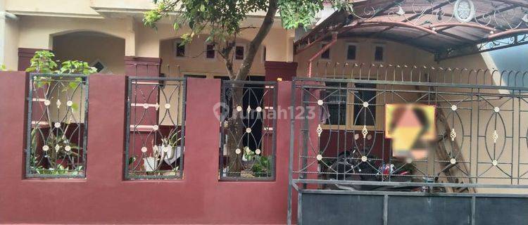 Rumah di Perumahan Tengah Kota Daerah Purwokerto 1