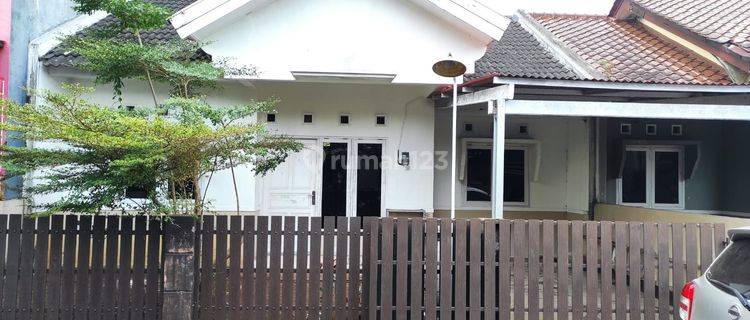 Disewakan Rumah Terawat Siap Pakai di Bai Purwokerto 1