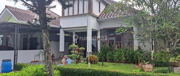 Disewakan Rumah Semi Furnish di Purwokerto Utara 1