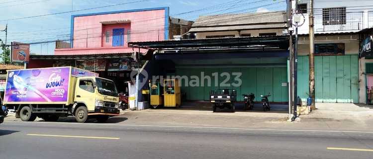 dijual gudang dan toko di cilongok 1