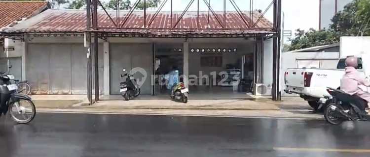 For sale: shop house, warehouse, and large plot of land in Sudagaran, Banyumas. 1