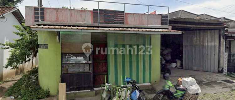 kiosk for sale with highway access in east purwokerto 1
