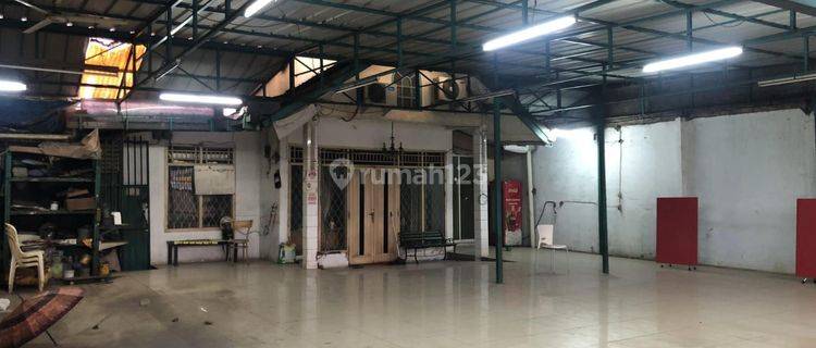 Dijual Rumah ex Showroom Mobil 2nd di Bantargebang , Bekasi 1