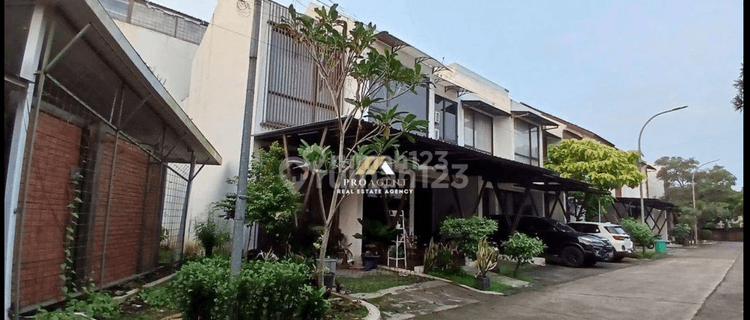 Dijual Rumah 2 Lantai di Perumahan Lotus Jasmine, Kota Bogor 1