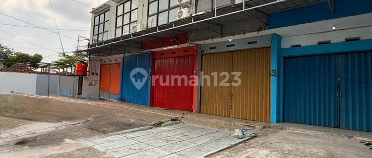 Strategic Shop House in Front of Main Road Near Living Plaza Cinere Depok 1