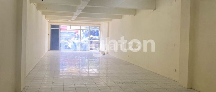 READY-TO-OCCUPY RENOVATED SHOPHOUSE IN THE STRATEGIC CINERE DEPOK AREA 1