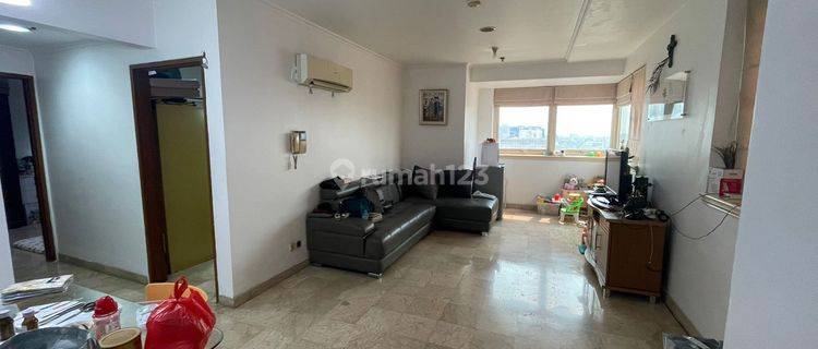 Apartemen Hayam Wuruk 94 m2 Semi Furnish  1