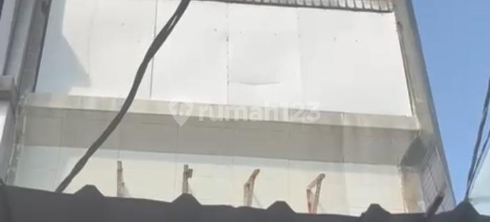 Latumenten Raya 4 X 18 Container Access Shop House 1