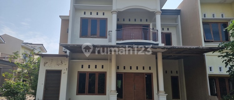Rumah Hook dalam Cluster area Banyumanik Semarang 1