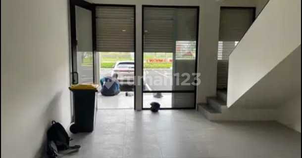 Cool Shop House Ready for Business Exclusive Location in Kota Baru Parahyangan 1
