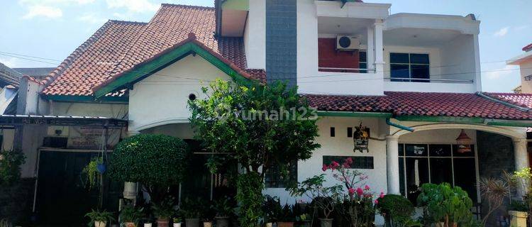 Rumah Nyaman 6 Kamar 2 Lantai di Perumahan Pulo Mas, Cirebon 1