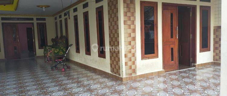 Rumah siap huni di Plumbon dijual berikut perabot  1