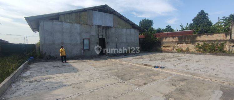 Gudang full tembok keliling di mundu jual hitung tanah  1