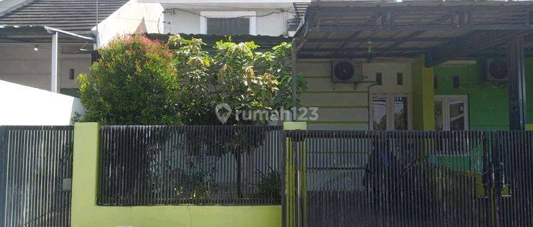 Rumah Di Komplek Perumahan Kedawung 1