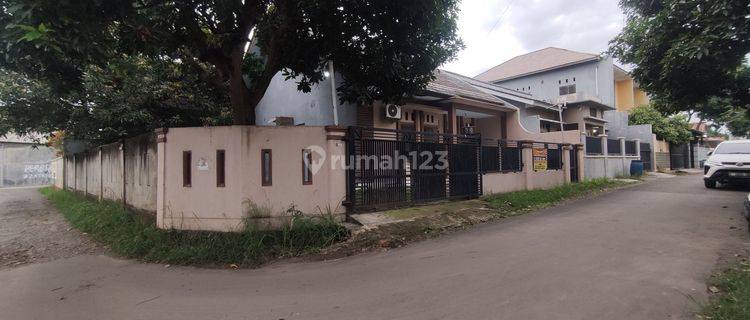 Rumah Hook Berhalaman Luas Di Kepompongan Talun 1