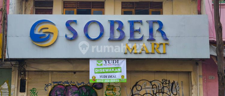 Strategic Ex-Minimarket Ruko in the Center of Cirebon City Business Area Near the Port 1