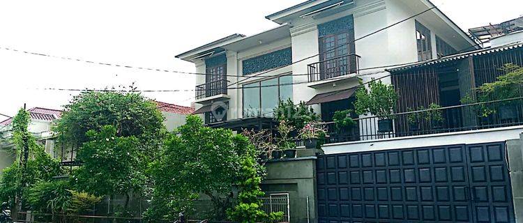 Rumah Nyaman Lt 600 m di Green Garden Jakarta Barat  1