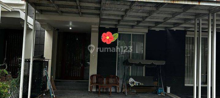 Rumah 2½ Lantai,Komplek Cloverhill Residence,Joglo, Jakarta Barat 1