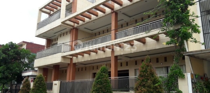 Rumah 4 Lantai, Asri, Nyaman Dan Tenang Di Cibubur Country 1