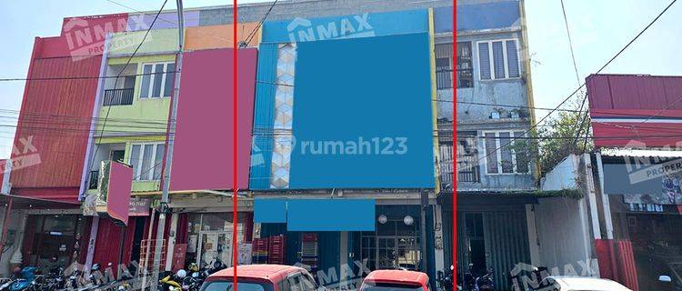 Ruko Luas 3 Lantai Raya Bandulan, Ada Kanopi dan Balkon 1